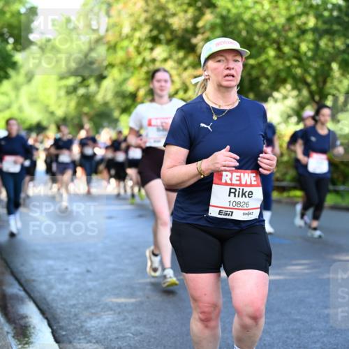 14.06.2026 - REWE Women's Run Dr. Thomas Lammeyer http://msf.ph/oto/9757527 14.06.2026 09:21:28 Laufen 10826, 7, 11, 7 meine-sportfotos.de