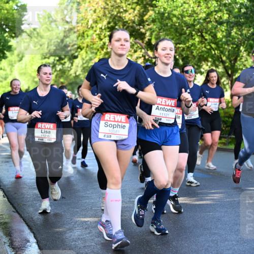 14.06.2026 - REWE Women's Run Dr. Thomas Lammeyer http://msf.ph/oto/9757633 14.06.2026 09:21:36 Laufen 11235, 10581, 7, 11121, 10747, 57 meine-sportfotos.de