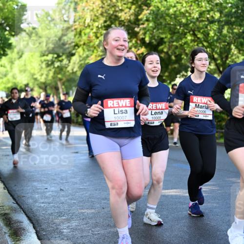 14.06.2026 - REWE Women's Run Dr. Thomas Lammeyer http://msf.ph/oto/9757677 14.06.2026 09:21:39 Laufen 10007, 57, 10009, 10006, 57, 10008 meine-sportfotos.de
