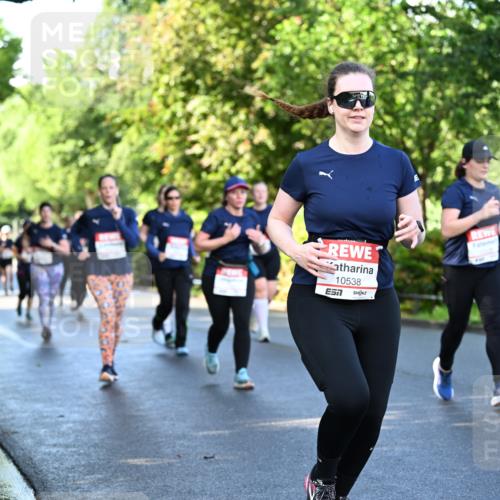 14.06.2026 - REWE Women's Run Dr. Thomas Lammeyer http://msf.ph/oto/9757758 14.06.2026 09:21:45 Laufen 10538, 1149, 57 meine-sportfotos.de