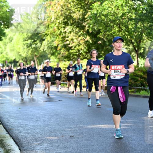 14.06.2026 - REWE Women's Run Dr. Thomas Lammeyer http://msf.ph/oto/9757834 14.06.2026 09:21:52 Laufen 10625, 7, 11149, 7 meine-sportfotos.de