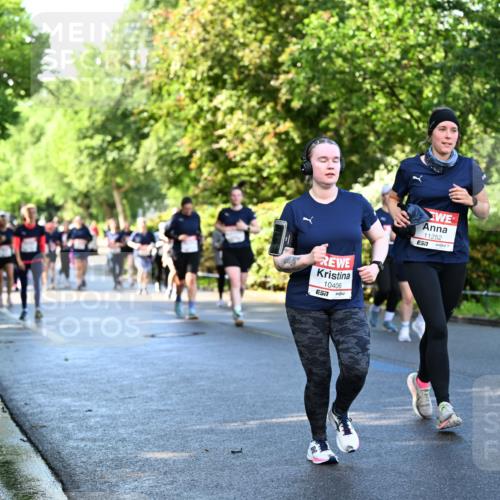 14.06.2026 - REWE Women's Run Dr. Thomas Lammeyer http://msf.ph/oto/9757924 14.06.2026 09:21:57 Laufen 10406, 7, 11252, 7, 10508, 7 meine-sportfotos.de