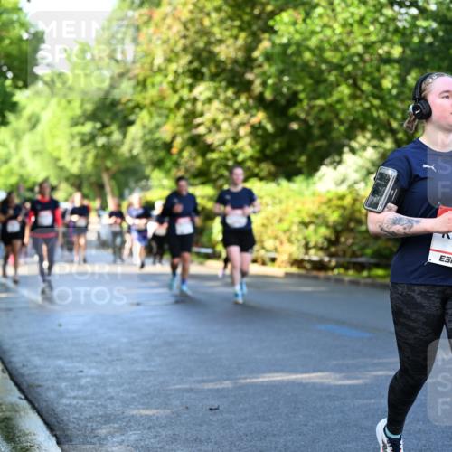 14.06.2026 - REWE Women's Run Dr. Thomas Lammeyer http://msf.ph/oto/9757933 14.06.2026 09:21:58 Laufen 10406, 252 meine-sportfotos.de