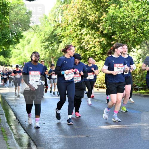 14.06.2026 - REWE Women's Run Dr. Thomas Lammeyer http://msf.ph/oto/9758078 14.06.2026 09:22:10 Laufen 10084, 10297, 57, 10186, 10886, 57, 10257 meine-sportfotos.de