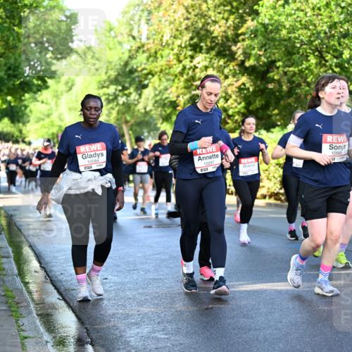 14.06.2026 - REWE Women's Run Dr. Thomas Lammeyer http://msf.ph/oto/9758089 14.06.2026 09:22:10 Laufen 10084, 57, 10297, 7, 10886, 10, 7 meine-sportfotos.de