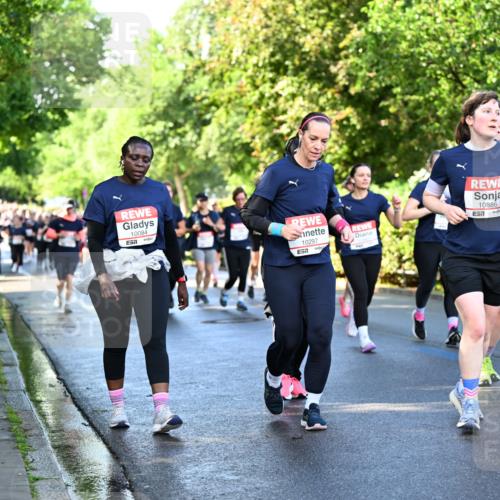 14.06.2026 - REWE Women's Run Dr. Thomas Lammeyer http://msf.ph/oto/9758091 14.06.2026 09:22:11 Laufen 10084, 10297, 57, 10886, 7 meine-sportfotos.de