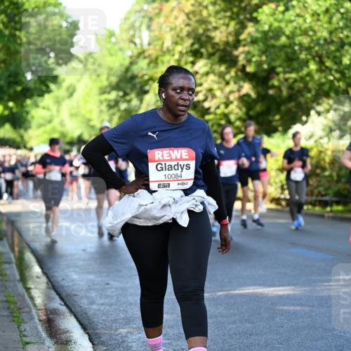 14.06.2026 - REWE Women's Run Dr. Thomas Lammeyer http://msf.ph/oto/9758110 14.06.2026 09:22:13 Laufen 10084 meine-sportfotos.de