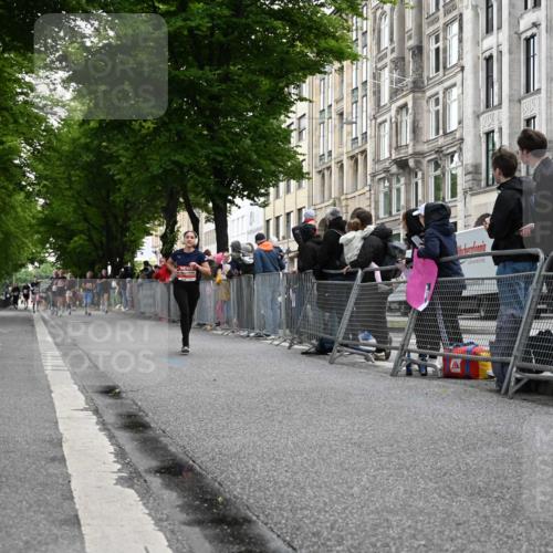 14.06.2026 - REWE Women's Run J. Mangold http://msf.ph/oto/9758112 14.06.2026 10:58:22 Ziel 5086, 5713, 5980 meine-sportfotos.de