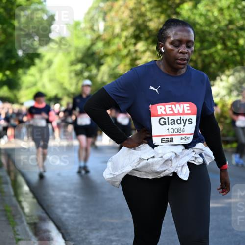 14.06.2026 - REWE Women's Run Dr. Thomas Lammeyer http://msf.ph/oto/9758123 14.06.2026 09:22:14 Laufen 10084 meine-sportfotos.de