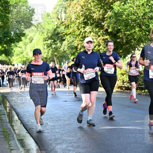 14.06.2026 - REWE Women's Run Dr. Thomas Lammeyer http://msf.ph/oto/9758147 14.06.2026 09:22:16 Laufen 10241, 8881, 11083, 10208, 57, 10171, 57 meine-sportfotos.de