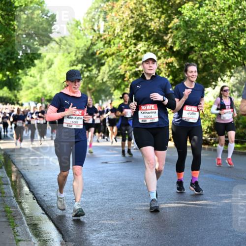 14.06.2026 - REWE Women's Run Dr. Thomas Lammeyer http://msf.ph/oto/9758152 14.06.2026 09:22:16 Laufen 10241, 10208, 11083, 7, 7, 10171, 7 meine-sportfotos.de