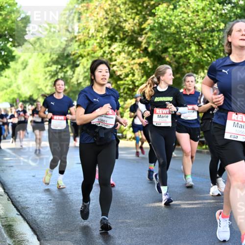 14.06.2026 - REWE Women's Run Dr. Thomas Lammeyer http://msf.ph/oto/9758321 14.06.2026 09:22:33 Laufen 10861, 11498, 10564, 7 meine-sportfotos.de