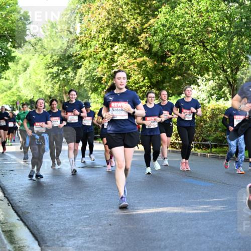 14.06.2026 - REWE Women's Run Dr. Thomas Lammeyer http://msf.ph/oto/9758411 14.06.2026 09:22:39 Laufen 11077 meine-sportfotos.de