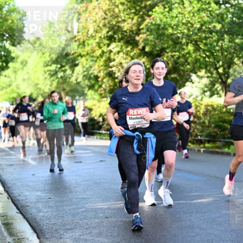 14.06.2026 - REWE Women's Run Dr. Thomas Lammeyer http://msf.ph/oto/9758455 14.06.2026 09:22:42 Laufen 11257, 11338, 7 meine-sportfotos.de