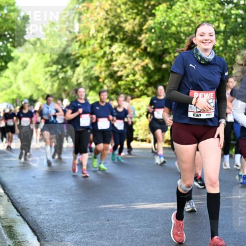 14.06.2026 - REWE Women's Run Dr. Thomas Lammeyer http://msf.ph/oto/9758559 14.06.2026 09:22:49 Laufen 10404, 57 meine-sportfotos.de