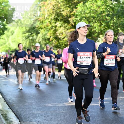 14.06.2026 - REWE Women's Run Dr. Thomas Lammeyer http://msf.ph/oto/9758650 14.06.2026 09:22:55 Laufen 10445, 7, 10053, 7, 21 meine-sportfotos.de