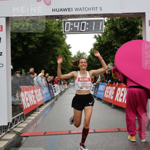 14.06.2026 - REWE Women's Run Strokosch-Dieckow http://msf.ph/oto/9759031 14.06.2026 09:40:33 Ziel 11517 meine-sportfotos.de