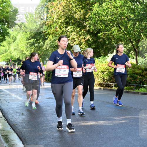 14.06.2026 - REWE Women's Run Dr. Thomas Lammeyer http://msf.ph/oto/9759047 14.06.2026 09:23:23 Laufen 11420, 11497, 10591, 11488, 51 meine-sportfotos.de