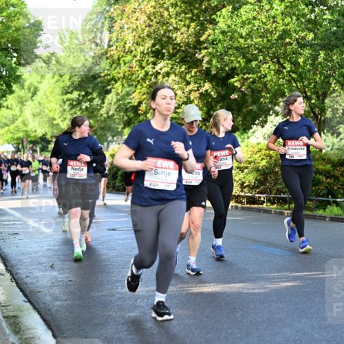 14.06.2026 - REWE Women's Run Dr. Thomas Lammeyer http://msf.ph/oto/9759048 14.06.2026 09:23:24 Laufen 10957, 11420, 11497, 10591, 11488, 7 meine-sportfotos.de
