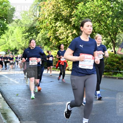 14.06.2026 - REWE Women's Run Dr. Thomas Lammeyer http://msf.ph/oto/9759060 14.06.2026 09:23:24 Laufen 460, 10957, 11420, 10591, 57 meine-sportfotos.de