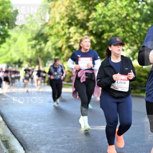 14.06.2026 - REWE Women's Run Dr. Thomas Lammeyer http://msf.ph/oto/9759076 14.06.2026 09:23:27 Laufen 11061, 10957, 7 meine-sportfotos.de