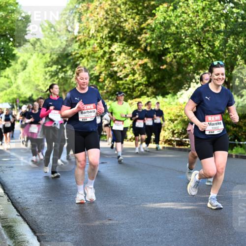 14.06.2026 - REWE Women's Run Dr. Thomas Lammeyer http://msf.ph/oto/9759185 14.06.2026 09:23:37 Laufen 10612, 657, 10692, 7 meine-sportfotos.de