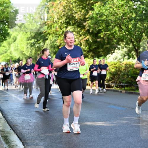 14.06.2026 - REWE Women's Run Dr. Thomas Lammeyer http://msf.ph/oto/9759201 14.06.2026 09:23:38 Laufen 10612, 7, 10035, 57, 1069 meine-sportfotos.de