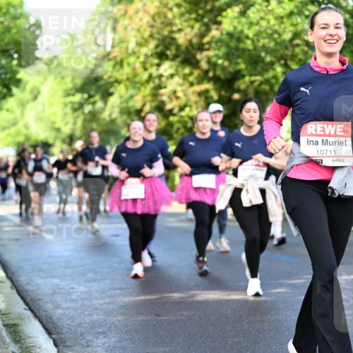 14.06.2026 - REWE Women's Run Dr. Thomas Lammeyer http://msf.ph/oto/9759240 14.06.2026 09:23:41 Laufen 10711, 7 meine-sportfotos.de