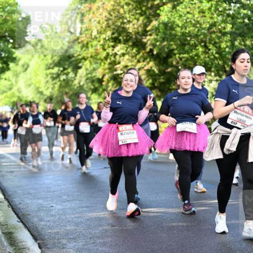 14.06.2026 - REWE Women's Run Dr. Thomas Lammeyer http://msf.ph/oto/9759254 14.06.2026 09:23:42 Laufen 10716, 577, 10688, 7 meine-sportfotos.de