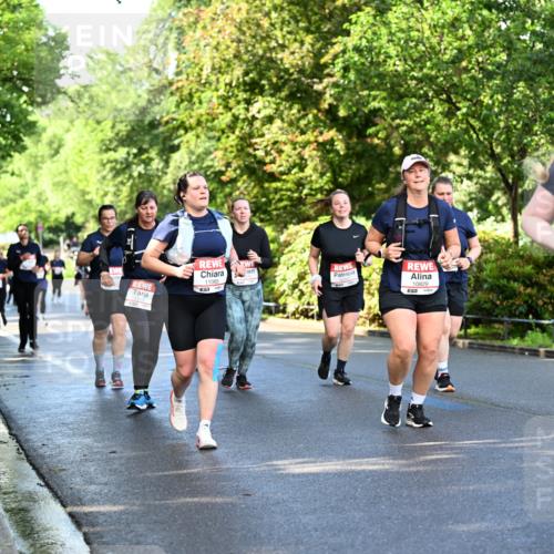 14.06.2026 - REWE Women's Run Dr. Thomas Lammeyer http://msf.ph/oto/9759318 14.06.2026 09:23:46 Laufen 11085, 651, 10615, 57, 10829, 7 meine-sportfotos.de