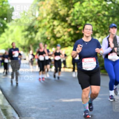 14.06.2026 - REWE Women's Run Dr. Thomas Lammeyer http://msf.ph/oto/9759354 14.06.2026 09:23:50 Laufen 11054, 7 meine-sportfotos.de