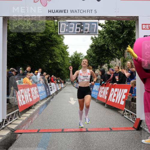 14.06.2026 - REWE Women's Run Strokosch-Dieckow http://msf.ph/oto/9759388 14.06.2026 09:37:00 Ziel 11246 meine-sportfotos.de