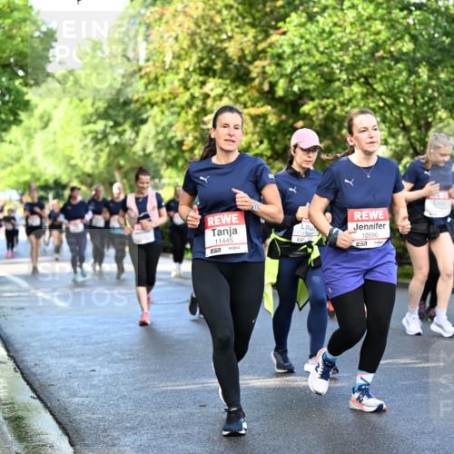 14.06.2026 - REWE Women's Run Dr. Thomas Lammeyer http://msf.ph/oto/9759454 14.06.2026 09:23:58 Laufen 11445, 7, 10596, 7 meine-sportfotos.de