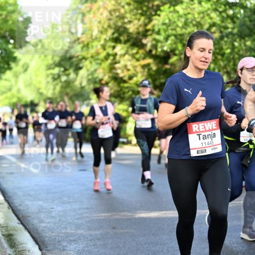 14.06.2026 - REWE Women's Run Dr. Thomas Lammeyer http://msf.ph/oto/9759469 14.06.2026 09:23:59 Laufen 11445, 7, 10596 meine-sportfotos.de