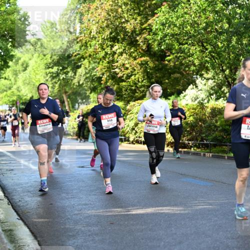 14.06.2026 - REWE Women's Run Dr. Thomas Lammeyer http://msf.ph/oto/9759687 14.06.2026 09:24:16 Laufen 10941, 10187, 10200, 10695, 57 meine-sportfotos.de