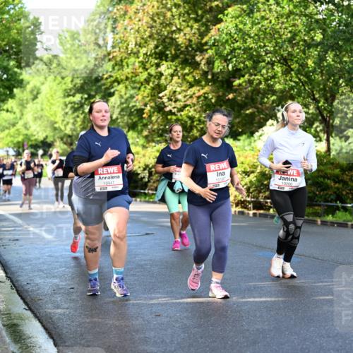 14.06.2026 - REWE Women's Run Dr. Thomas Lammeyer http://msf.ph/oto/9759696 14.06.2026 09:24:17 Laufen 10941, 657, 10187, 357, 10200, 7, 1136 meine-sportfotos.de