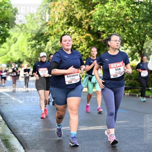 14.06.2026 - REWE Women's Run Dr. Thomas Lammeyer http://msf.ph/oto/9759710 14.06.2026 09:24:18 Laufen 10941, 7, 10187, 7, 10200, 57 meine-sportfotos.de