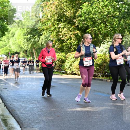 14.06.2026 - REWE Women's Run Dr. Thomas Lammeyer http://msf.ph/oto/9759836 14.06.2026 09:24:26 Laufen 0161, 146, 10509, 1057, 7 meine-sportfotos.de