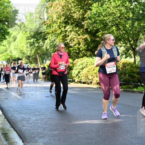 14.06.2026 - REWE Women's Run Dr. Thomas Lammeyer http://msf.ph/oto/9759843 14.06.2026 09:24:27 Laufen 10161, 11461, 10509 meine-sportfotos.de