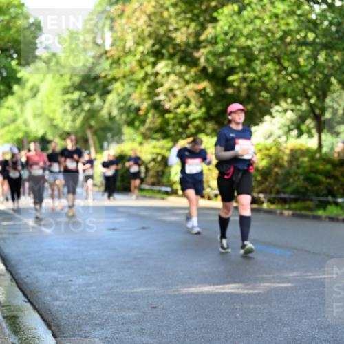 14.06.2026 - REWE Women's Run Dr. Thomas Lammeyer http://msf.ph/oto/9759871 14.06.2026 09:24:30 Laufen 10161 meine-sportfotos.de