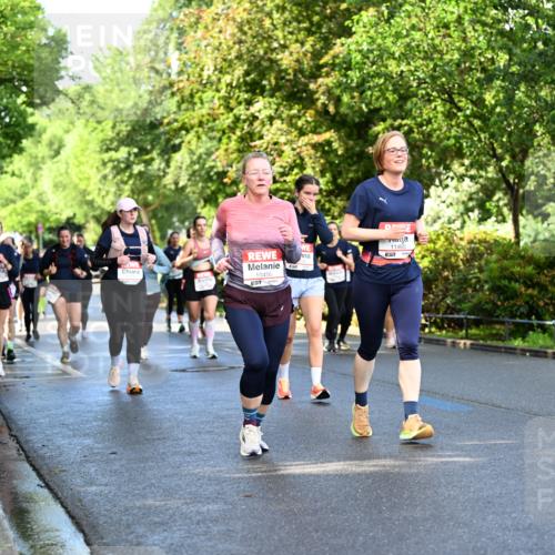 14.06.2026 - REWE Women's Run Dr. Thomas Lammeyer http://msf.ph/oto/9759910 14.06.2026 09:24:36 Laufen 10456, 57, 11460, 7 meine-sportfotos.de