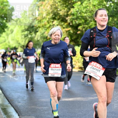 14.06.2026 - REWE Women's Run Dr. Thomas Lammeyer http://msf.ph/oto/9760023 14.06.2026 09:24:43 Laufen 10866, 7, 10865, 7 meine-sportfotos.de