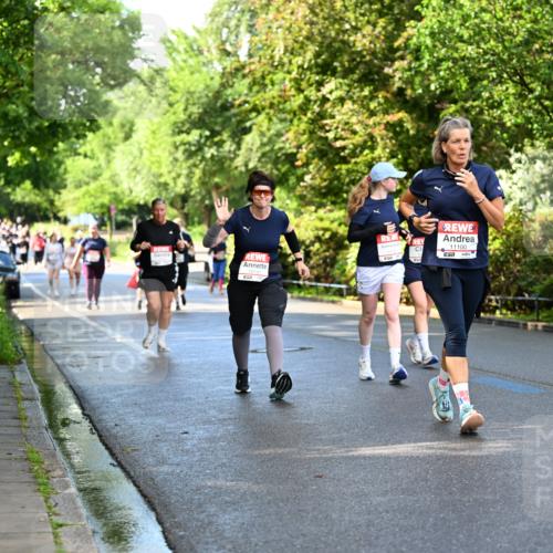 14.06.2026 - REWE Women's Run Dr. Thomas Lammeyer http://msf.ph/oto/9760342 14.06.2026 09:25:24 Laufen 500, 11100, 7 meine-sportfotos.de