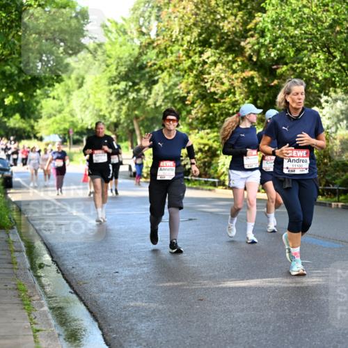 14.06.2026 - REWE Women's Run Dr. Thomas Lammeyer http://msf.ph/oto/9760344 14.06.2026 09:25:24 Laufen 11100 meine-sportfotos.de