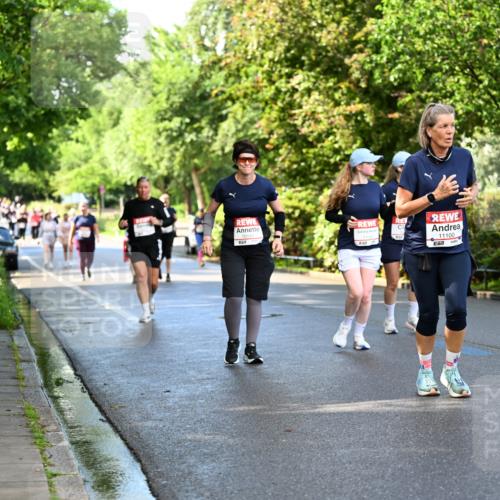 14.06.2026 - REWE Women's Run Dr. Thomas Lammeyer http://msf.ph/oto/9760346 14.06.2026 09:25:24 Laufen 11100, 7 meine-sportfotos.de