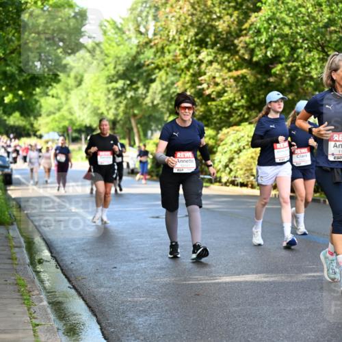 14.06.2026 - REWE Women's Run Dr. Thomas Lammeyer http://msf.ph/oto/9760355 14.06.2026 09:25:24 Laufen 57, 11100 meine-sportfotos.de