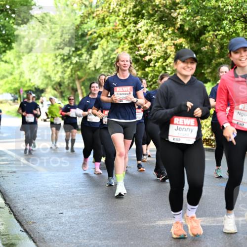 14.06.2026 - REWE Women's Run Dr. Thomas Lammeyer http://msf.ph/oto/9760574 14.06.2026 09:25:58 Laufen 1056, 11484, 7, 11364 meine-sportfotos.de