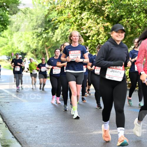 14.06.2026 - REWE Women's Run Dr. Thomas Lammeyer http://msf.ph/oto/9760576 14.06.2026 09:25:58 Laufen 10562, 11464, 857, 11364 meine-sportfotos.de