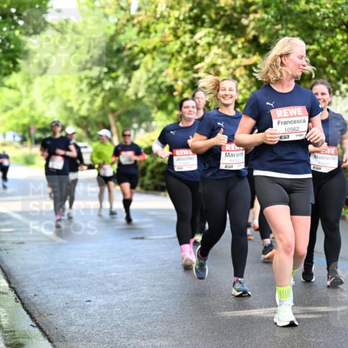 14.06.2026 - REWE Women's Run Dr. Thomas Lammeyer http://msf.ph/oto/9760600 14.06.2026 09:26:00 Laufen 7, 11203, 10562, 10681 meine-sportfotos.de