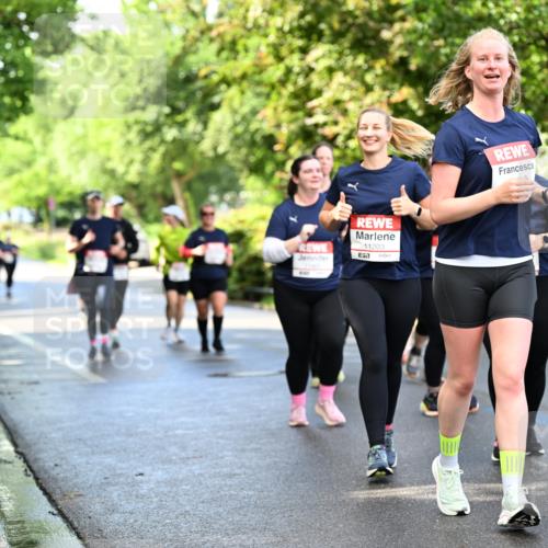 14.06.2026 - REWE Women's Run Dr. Thomas Lammeyer http://msf.ph/oto/9760604 14.06.2026 09:26:00 Laufen 11203, 11237 meine-sportfotos.de